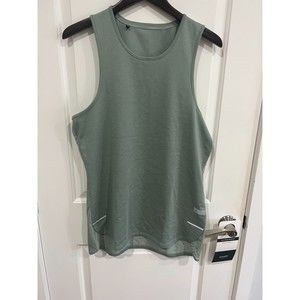 Gymshark Men's Tank Top (Reflective Accents, Mesh Back) (size M)